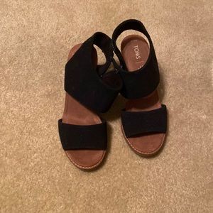 Toms heel sandal